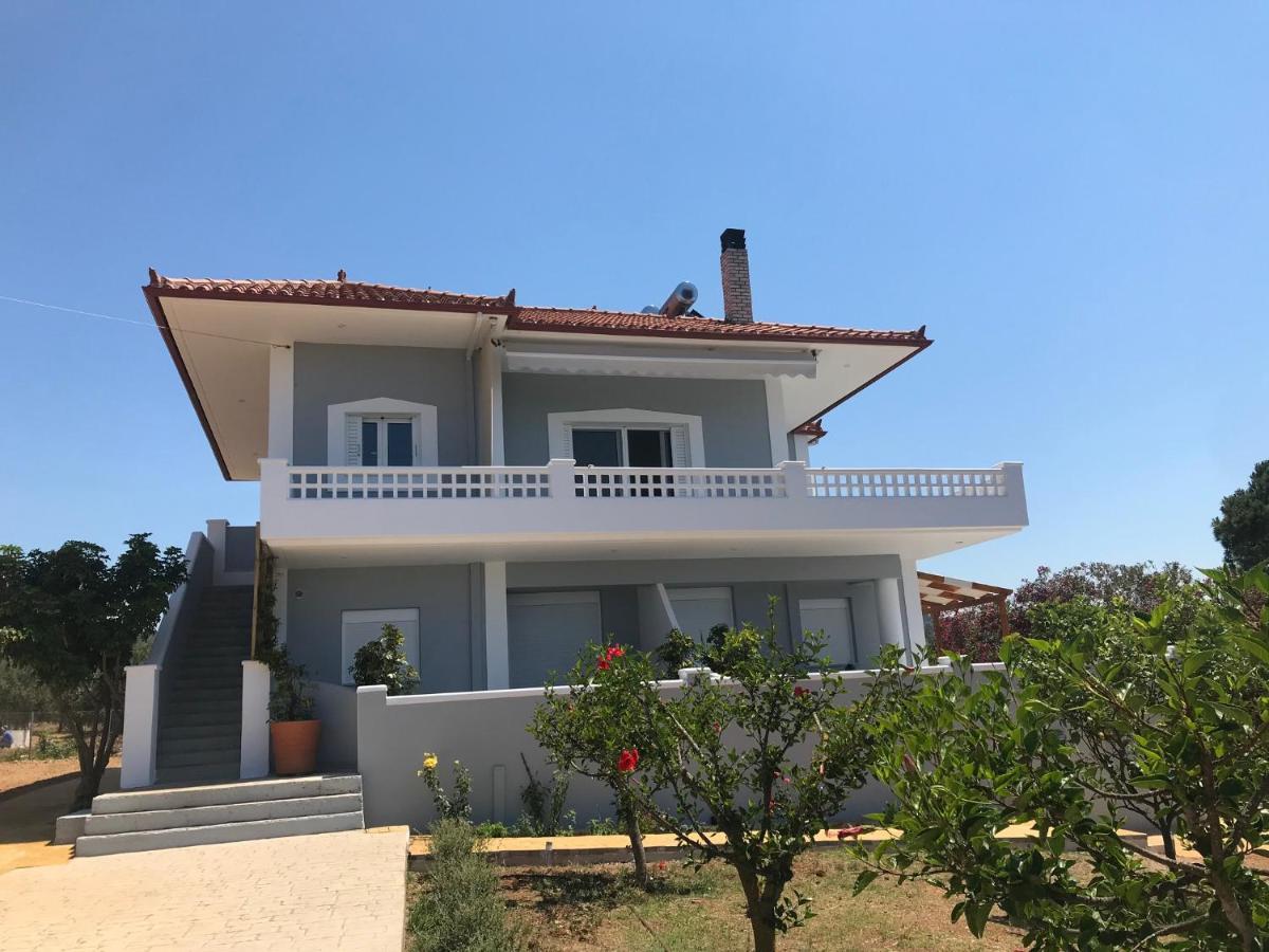 Rizes Seaside Homes Vromonerion Luaran gambar